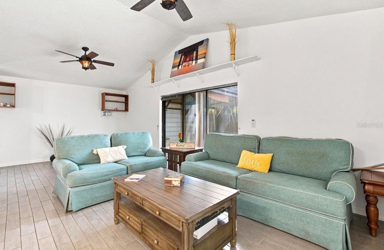 Single Family Residence at 1932 GREGORY DR, TAMPA, photo 10 of 71