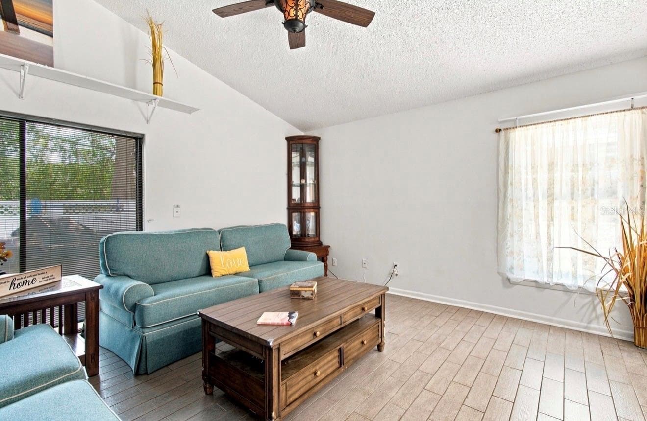 Single Family Residence at 1932 GREGORY DR, TAMPA, photo 11 of 71