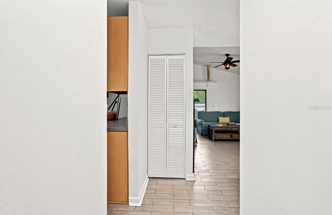 Single Family Residence at 1932 GREGORY DR, TAMPA, photo 13 of 71
