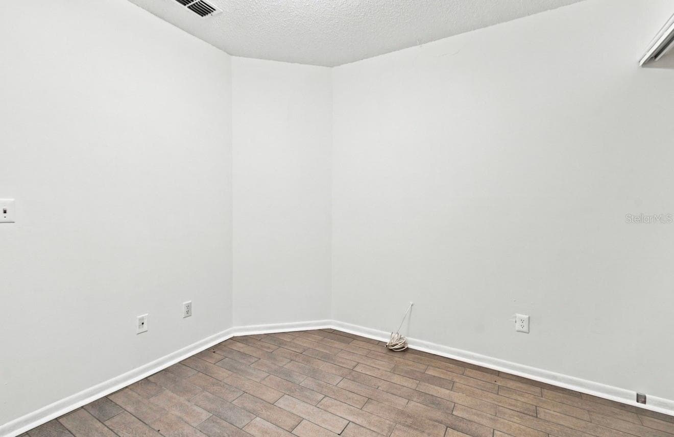 Single Family Residence at 1932 GREGORY DR, TAMPA, photo 25 of 71