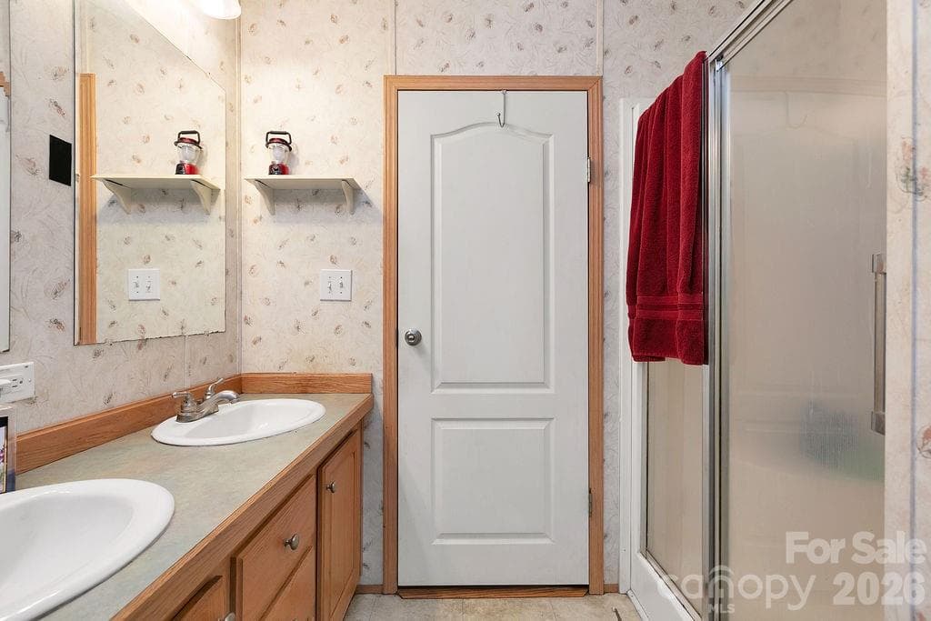 Double Vanity - 98 New Sorrells Estate, Brevard