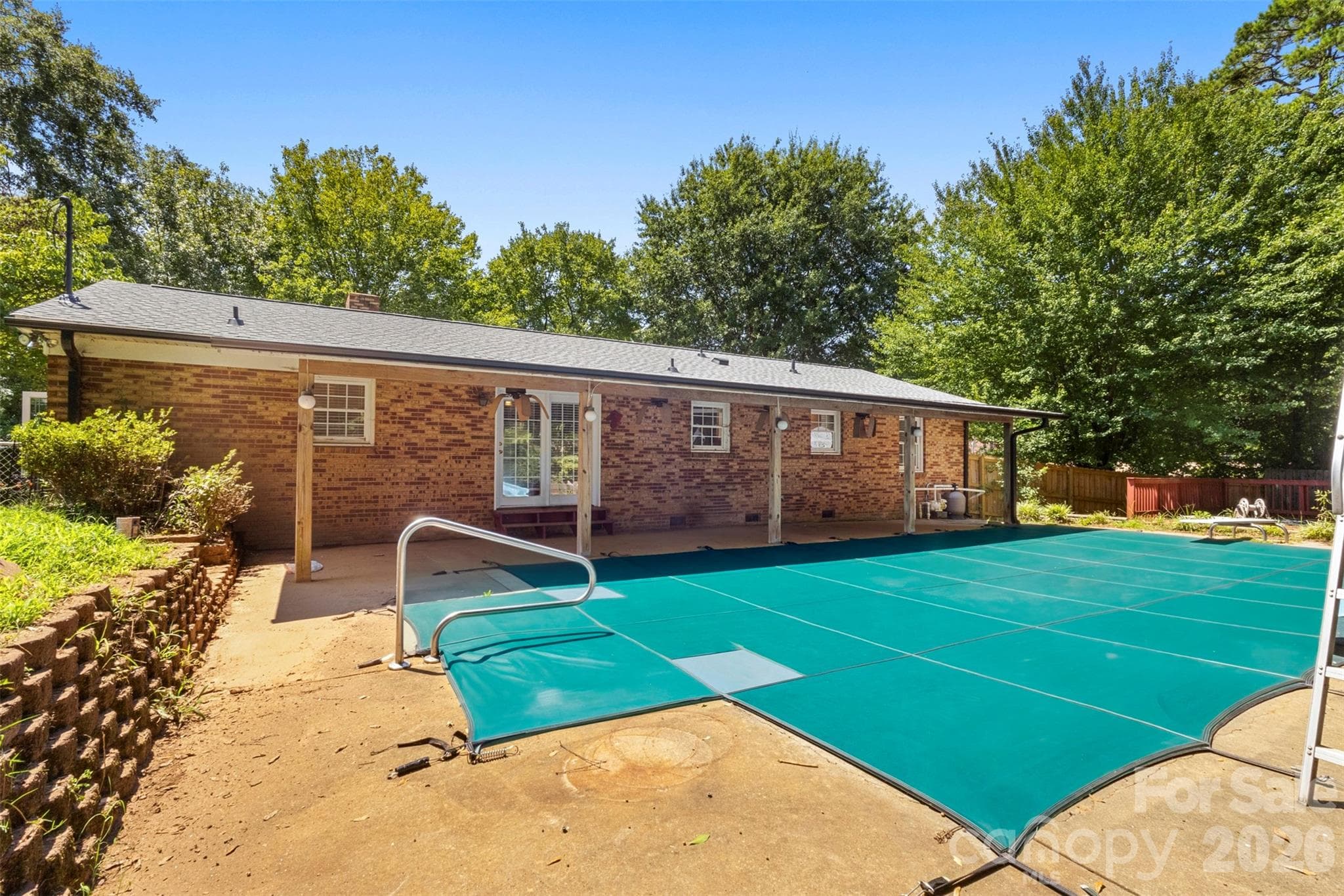 Single Family Residence at 320 Amhurst Drive, Kings Mountain, photo 22 of 24