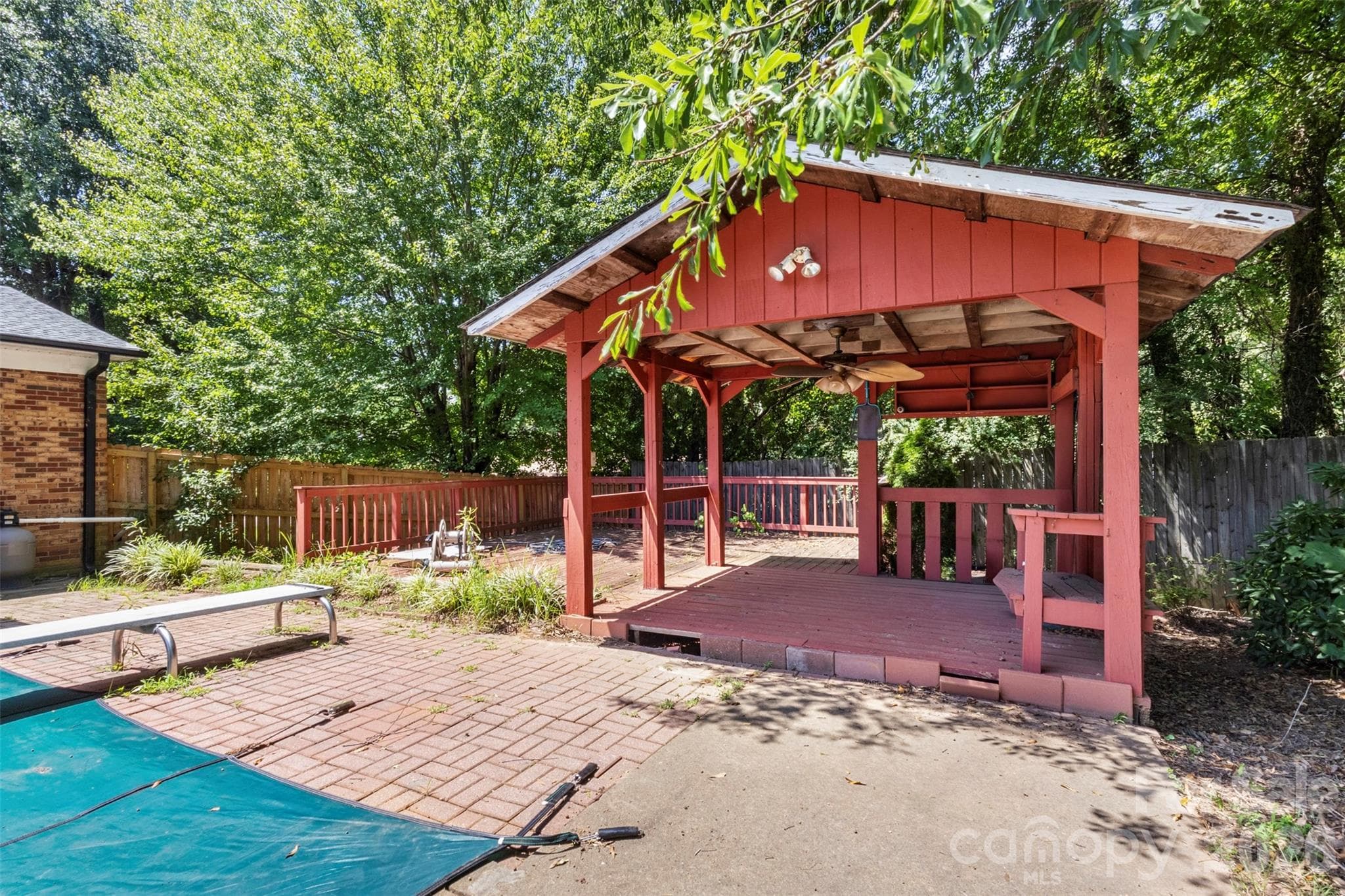 Single Family Residence at 320 Amhurst Drive, Kings Mountain, photo 20 of 24