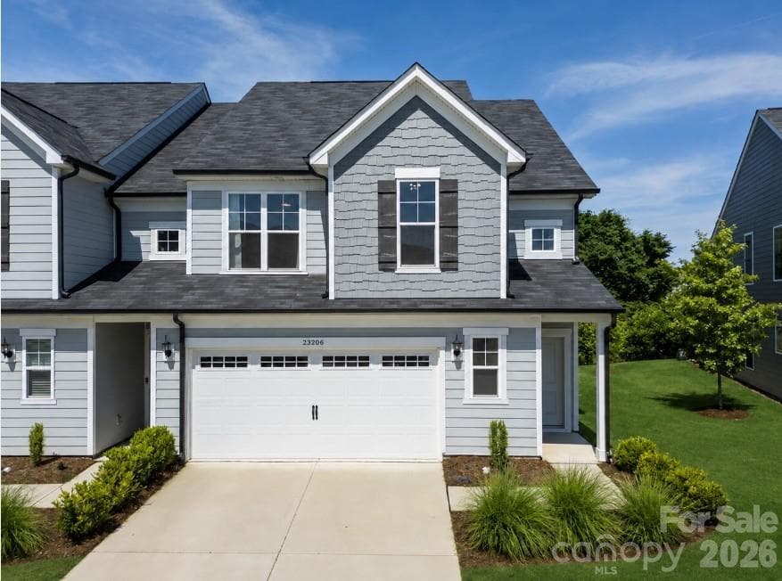 Townhouse at 23206 Clarabelle Drive, Charlotte, photo 2 of 30