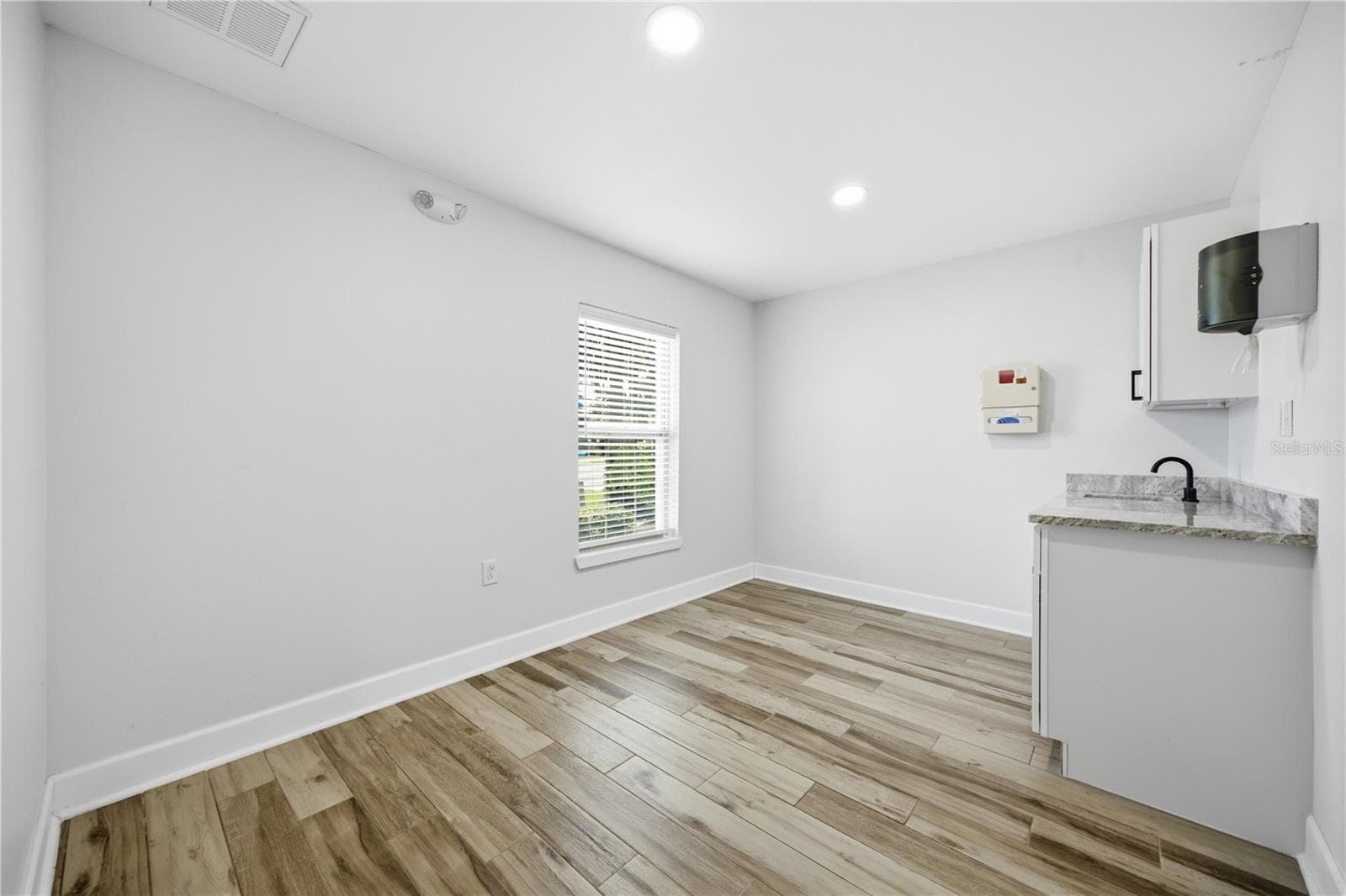 Mixed Use at 4911 STATE ROAD 54, NEW PORT RICHEY, photo 23 of 55