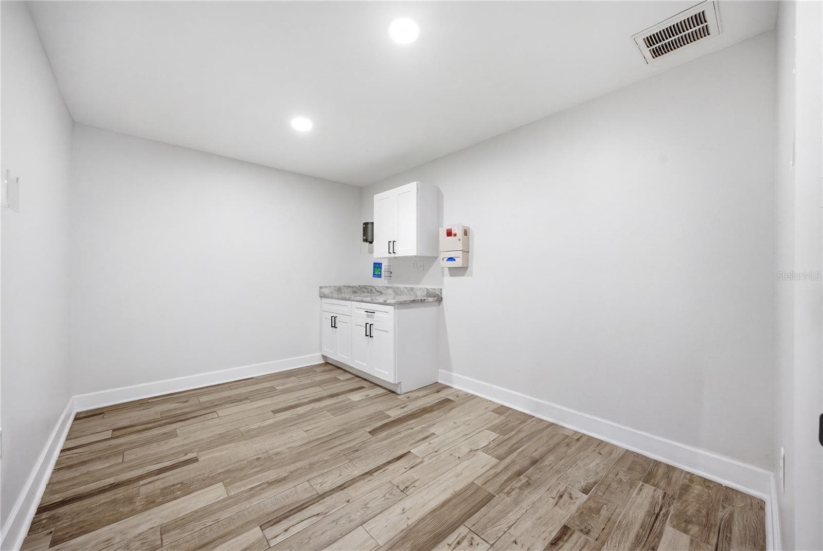 Mixed Use at 4911 STATE ROAD 54, NEW PORT RICHEY, photo 30 of 55