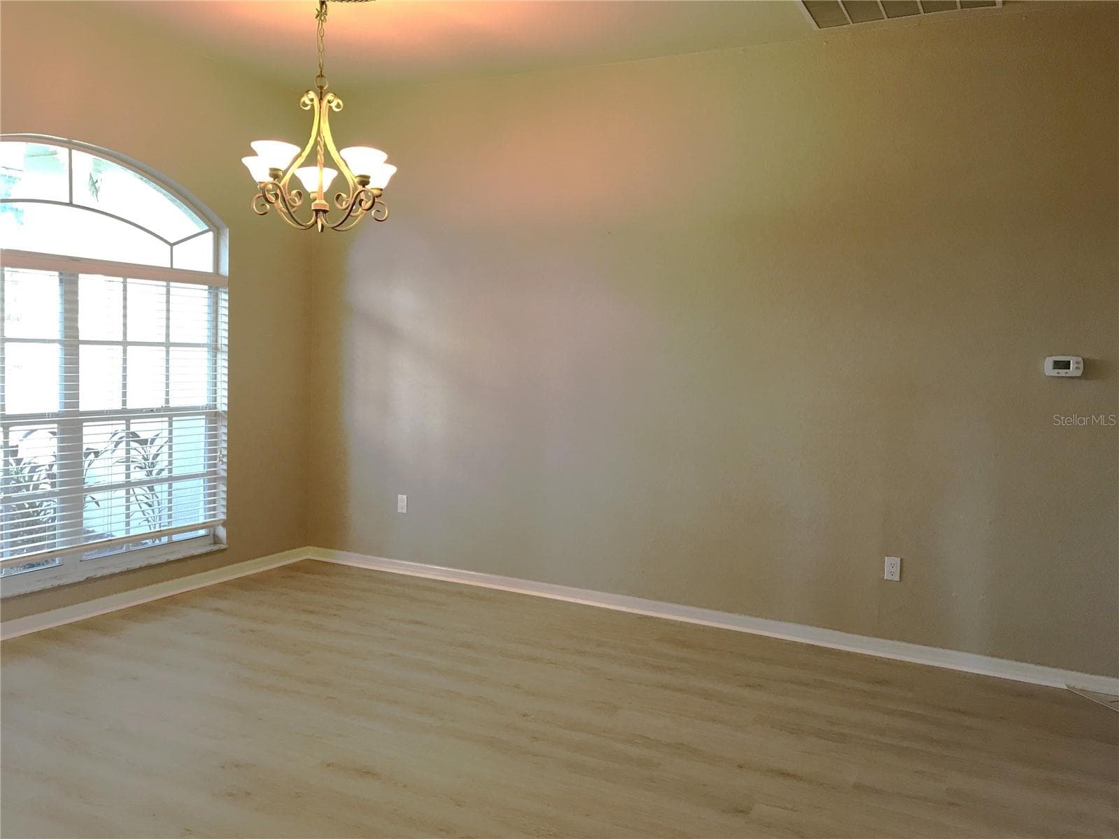 DINING ROOM - 5435 SUMMERLAND HILLS DR, LAKELAND