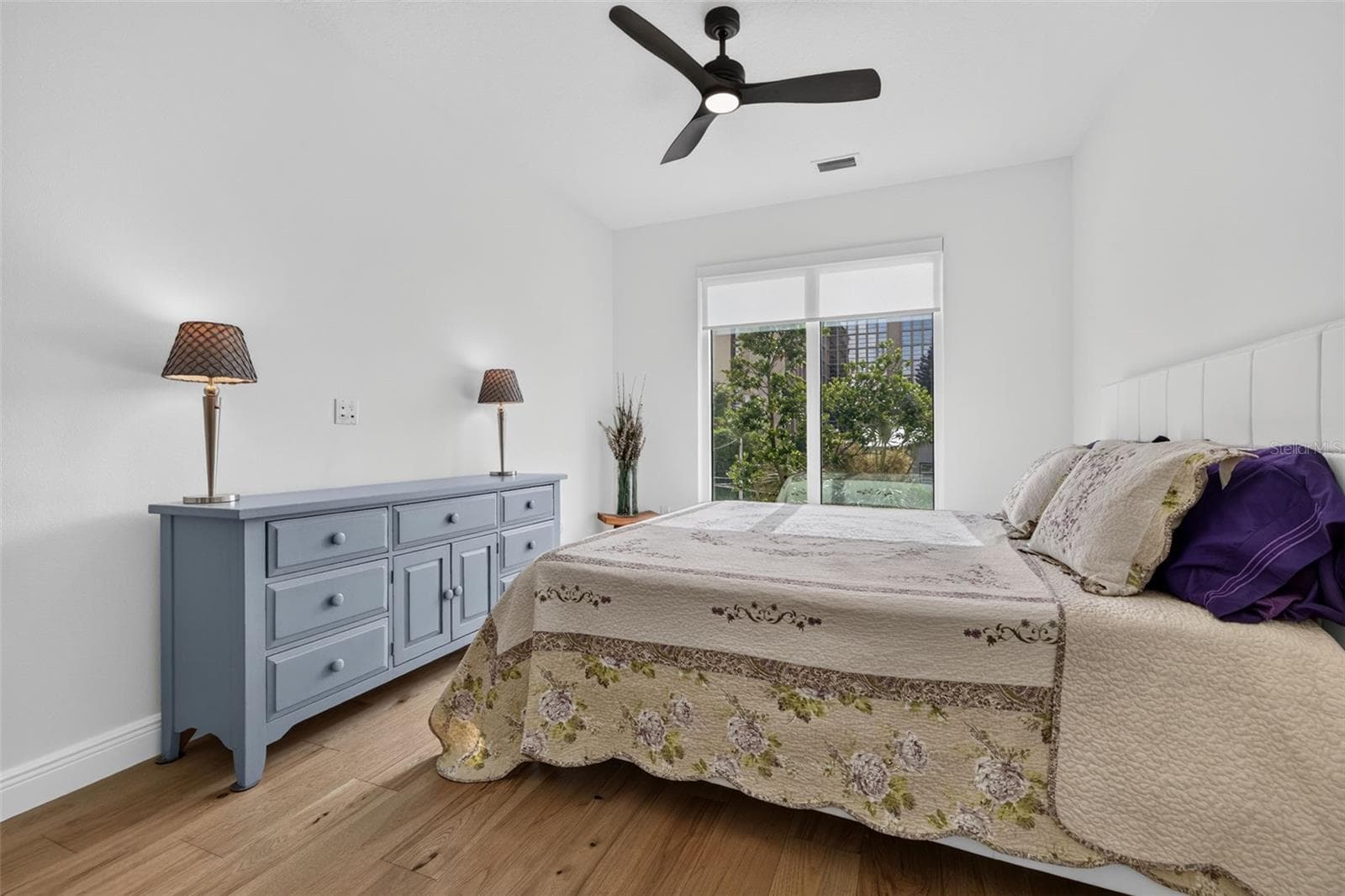 Condominium at 600 3RD AVE S #207, ST PETERSBURG, photo 18 of 33