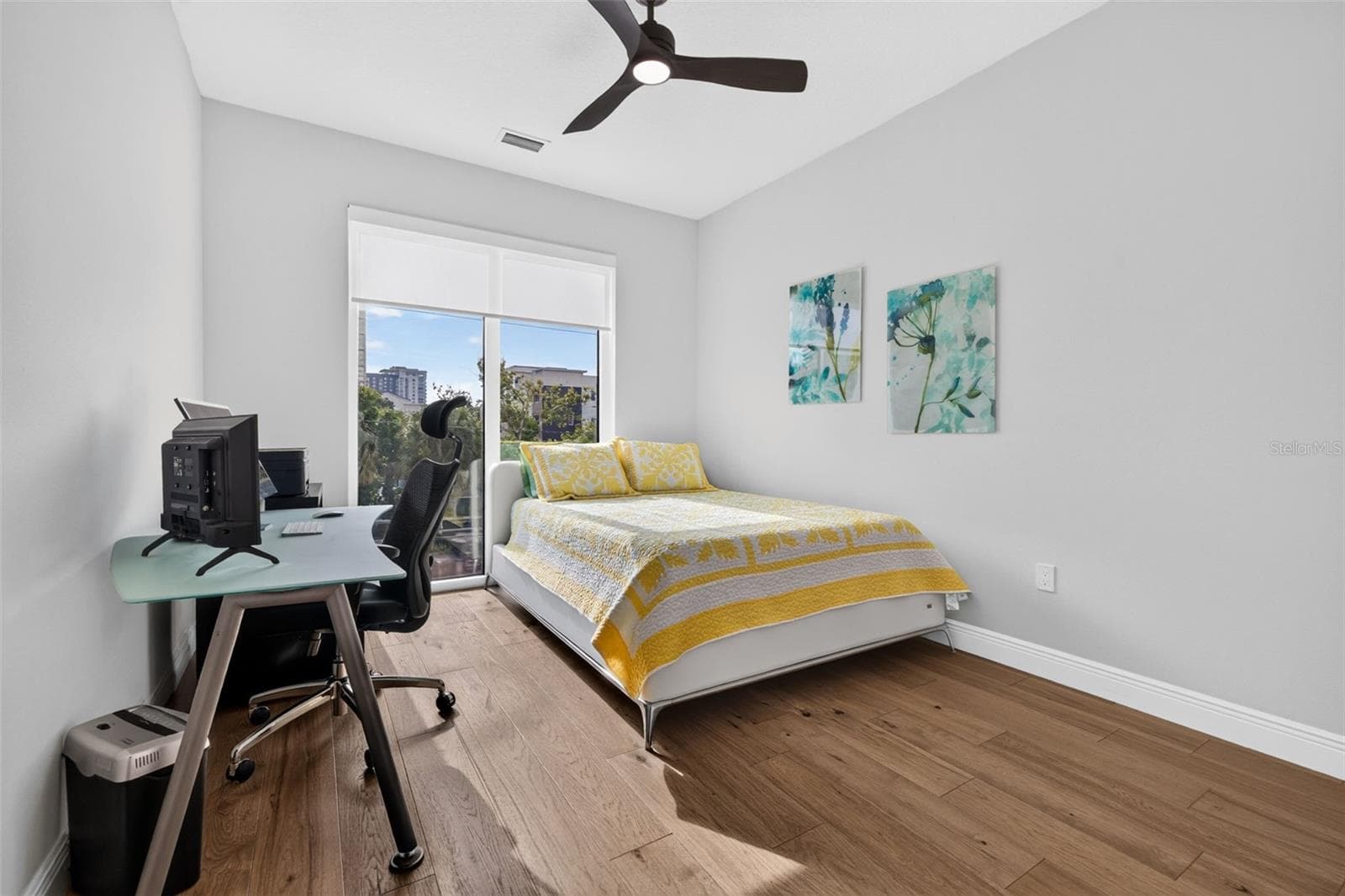Condominium at 600 3RD AVE S #207, ST PETERSBURG, photo 23 of 33