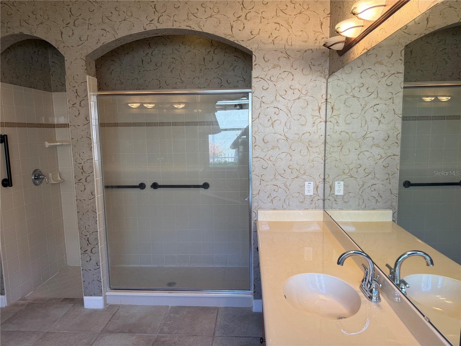 Single Family Residence at 9609 WESTOVER CLUB CIR, WINDERMERE, photo 16 of 40