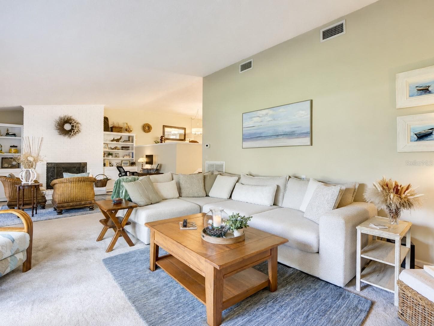 Living Room - 100 S TREMAIN ST #G2, MOUNT DORA