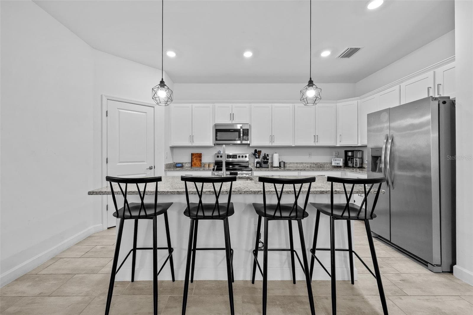 Single Family Residence at 13845 PINE LODGE LN, FORT MYERS, photo 14 of 47