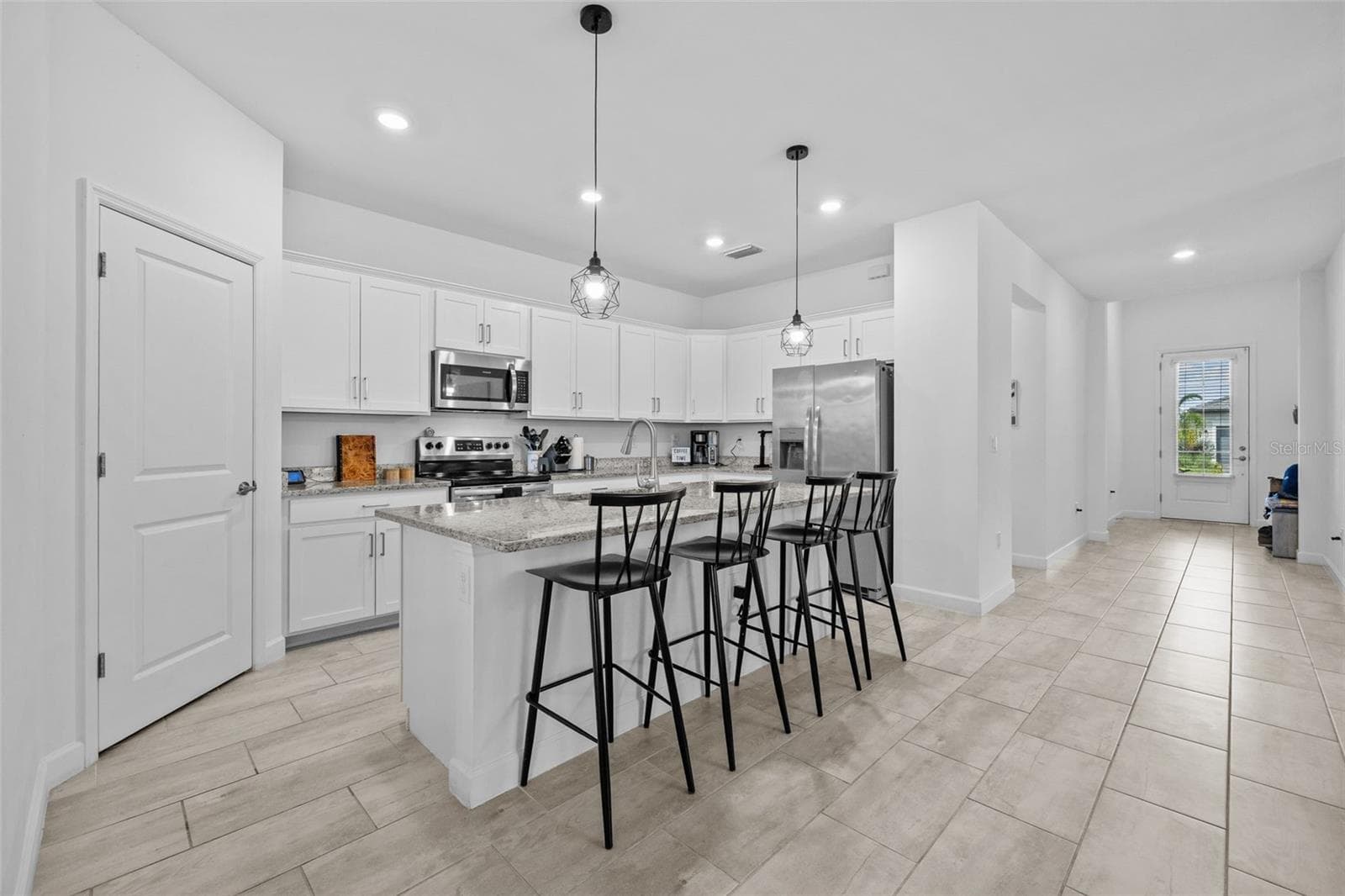 Single Family Residence at 13845 PINE LODGE LN, FORT MYERS, photo 15 of 47