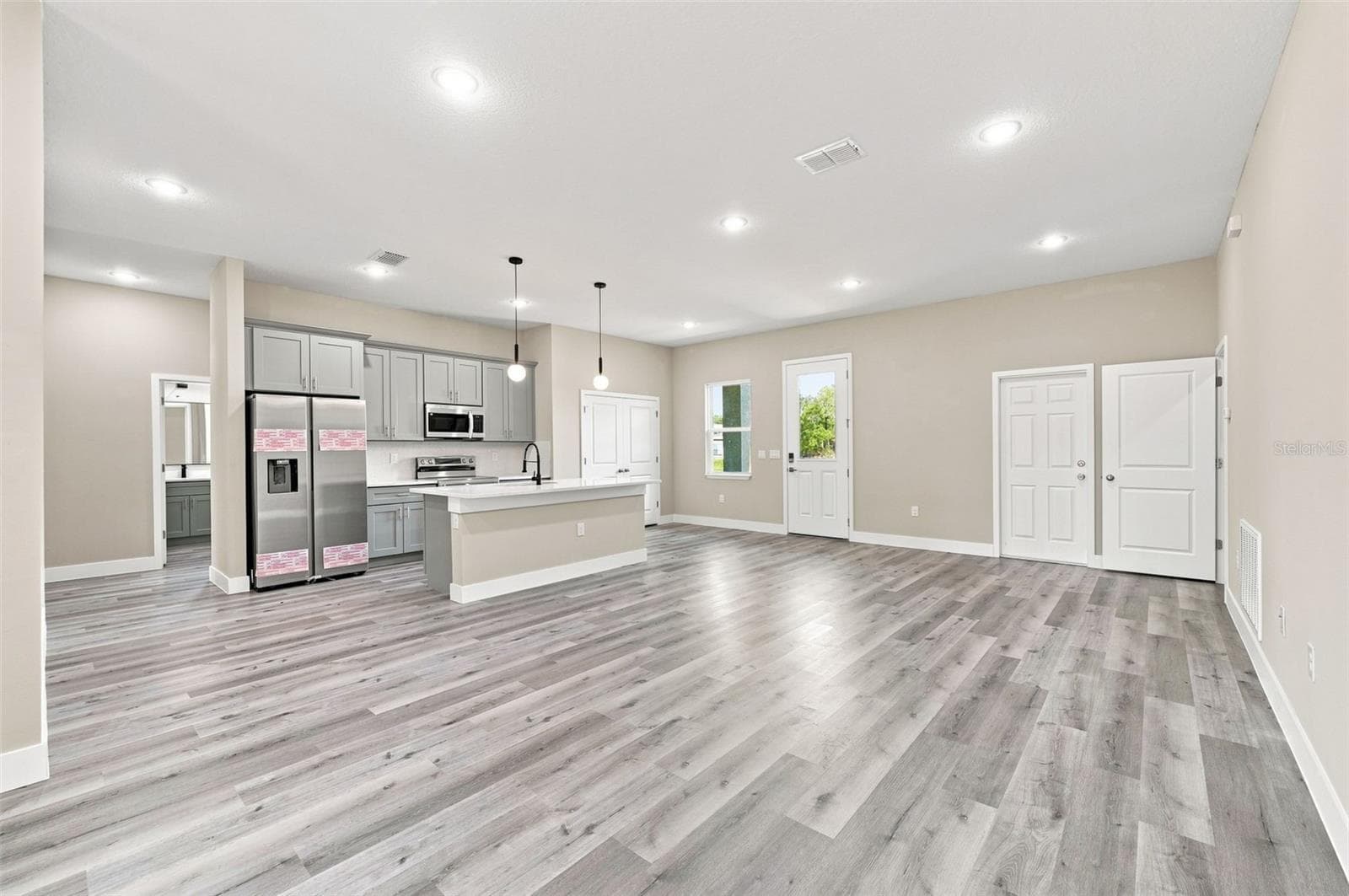 Single Family Residence at 748 MARION OAKS MNR, OCALA, photo 12 of 37