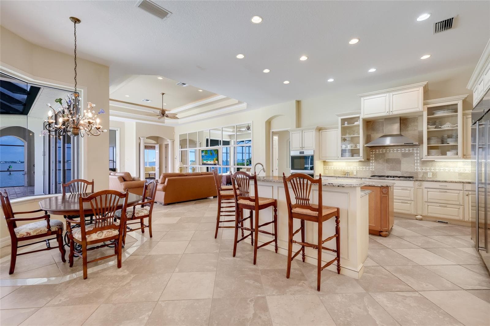 Single Family Residence at 5904 RIVERVIEW BLVD, BRADENTON, photo 14 of 52