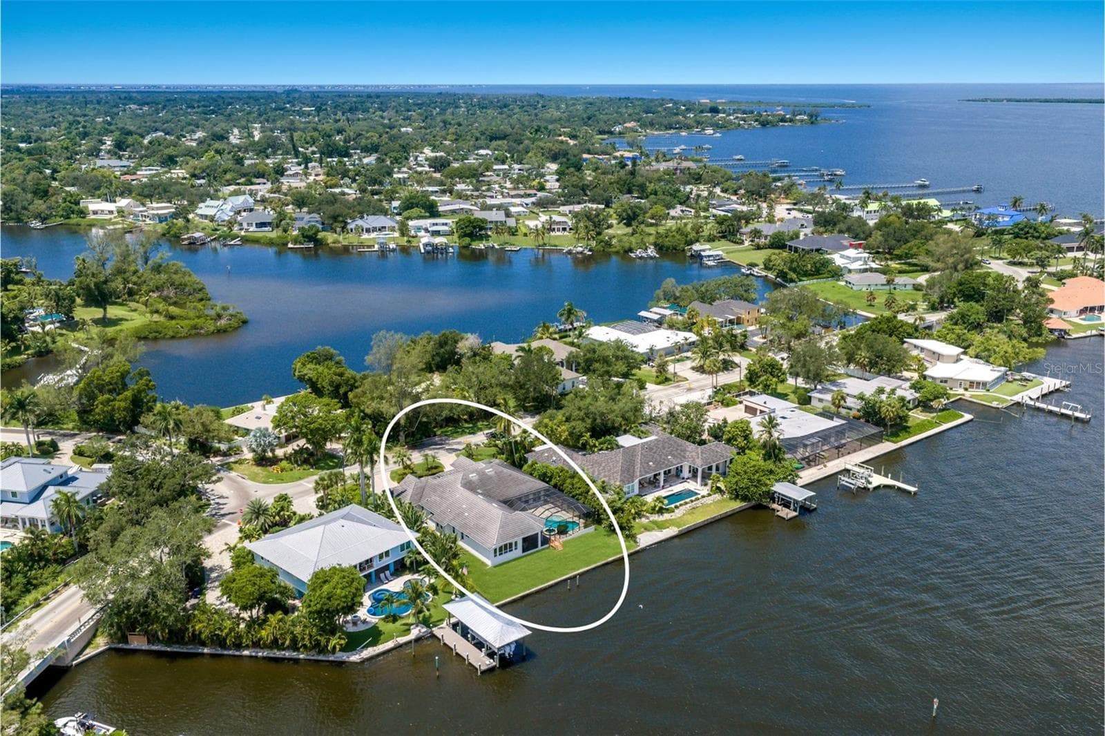 Single Family Residence at 5904 RIVERVIEW BLVD, BRADENTON, photo 49 of 52