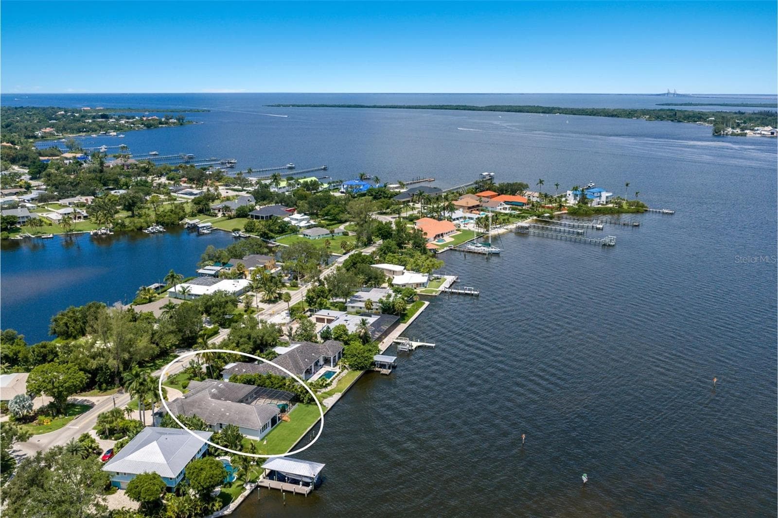 Single Family Residence at 5904 RIVERVIEW BLVD, BRADENTON, photo 50 of 52