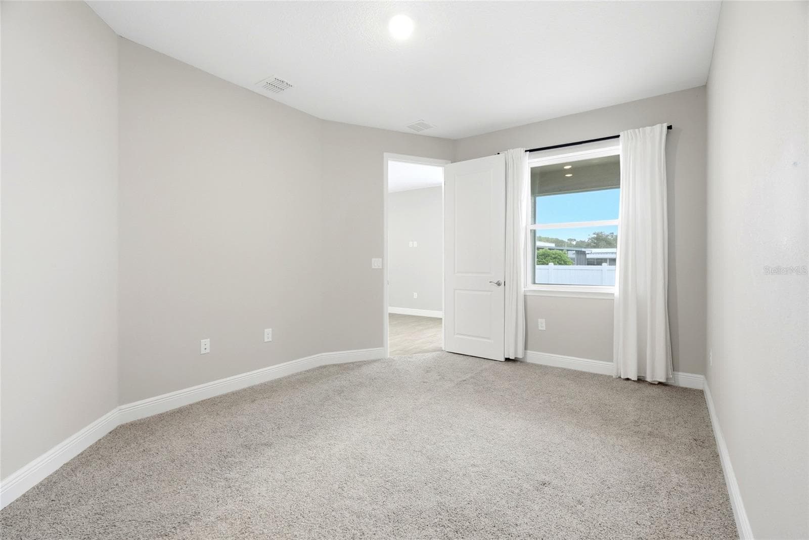 Townhouse at 5282 NEIL DR, ST PETERSBURG, photo 35 of 50