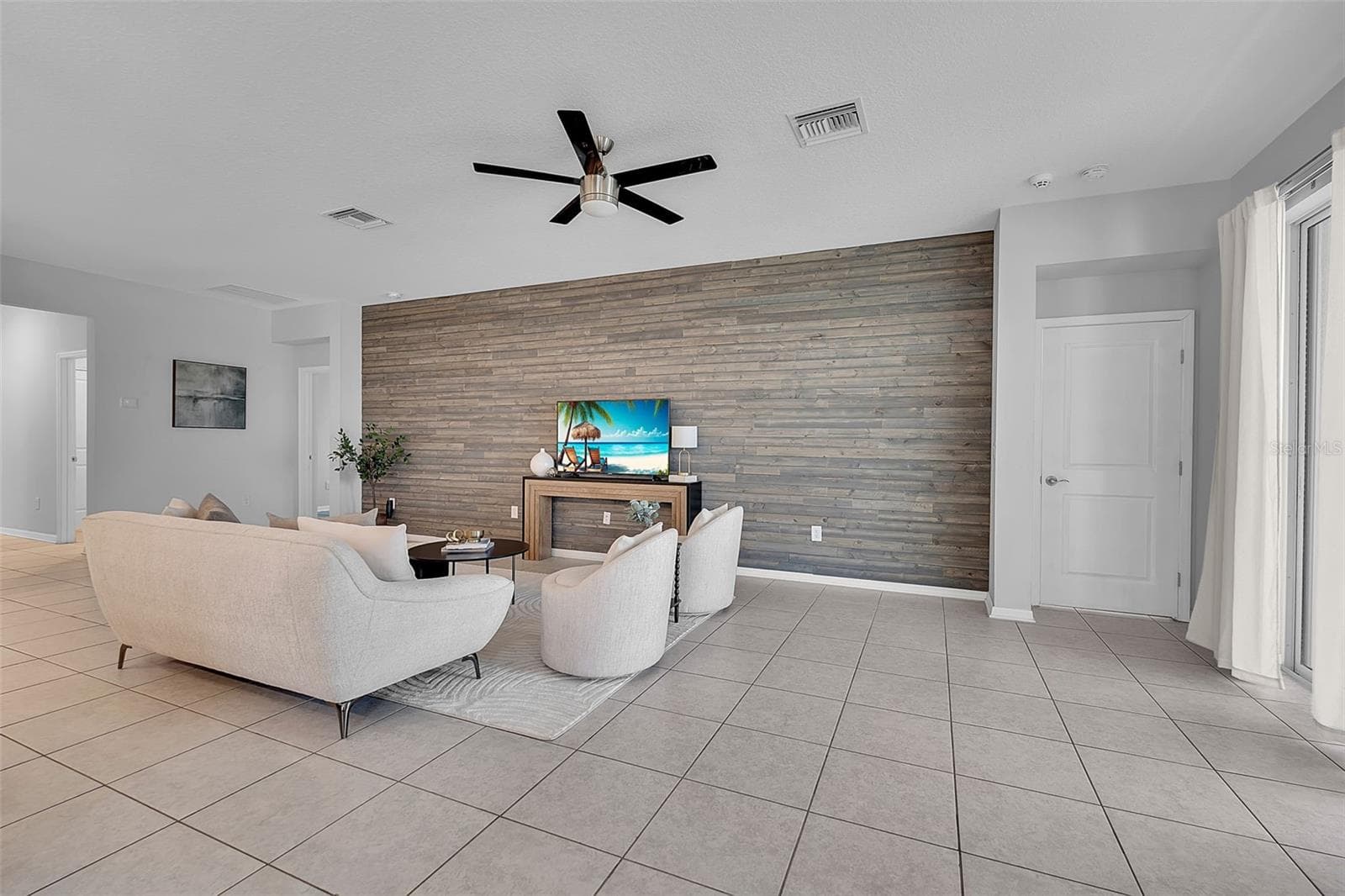 Single Family Residence at 4505 WINDY HAMMOCK WAY, PALMETTO, photo 9 of 45