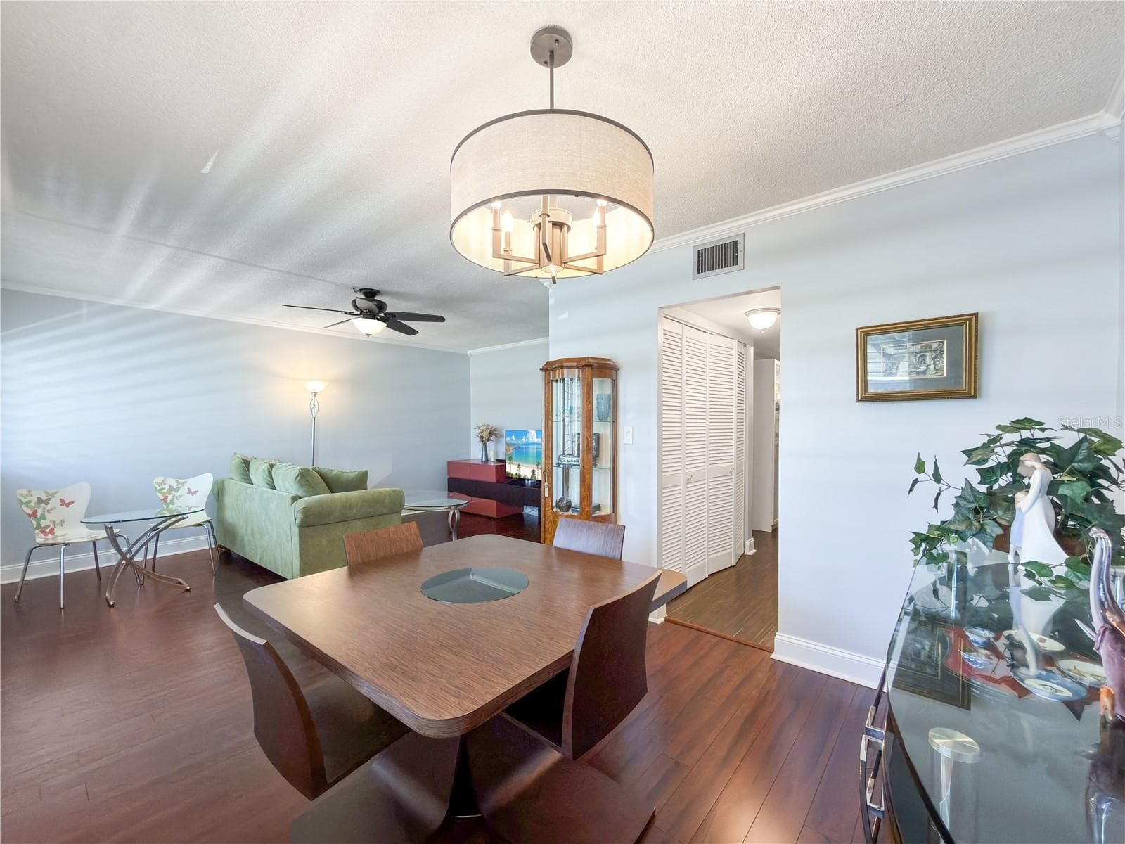 Condominium at 8100 DR MARTIN LUTHER KING JR ST N #202, ST PETERSBURG, photo 23 of 32