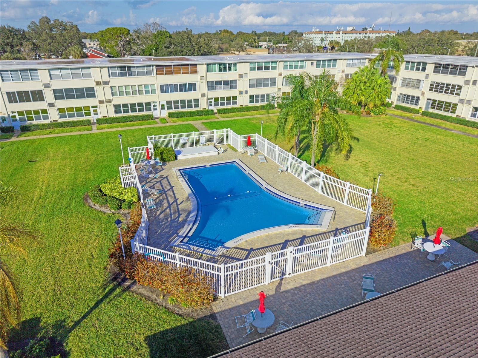 Condominium at 8100 DR MARTIN LUTHER KING JR ST N #202, ST PETERSBURG, photo 27 of 32