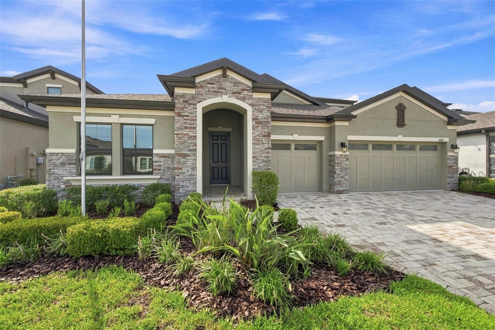 14519 WOODLAND SPUR DR