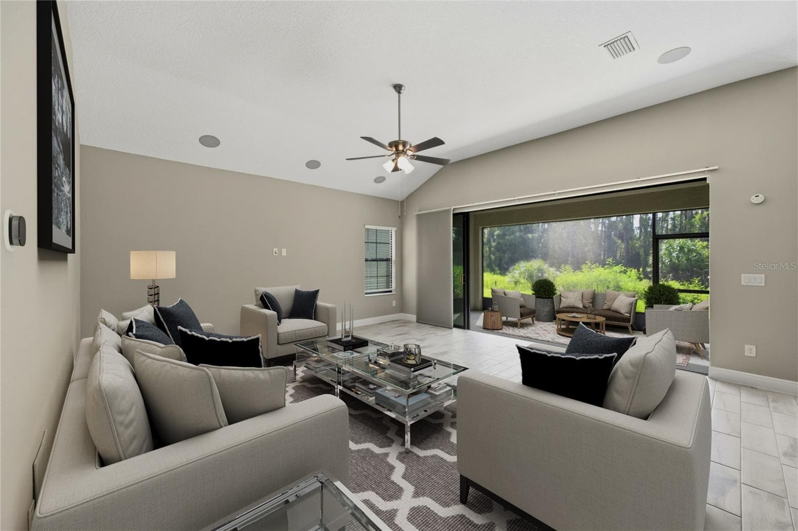 Single Family Residence at 14519 WOODLAND SPUR DR, LITHIA, photo 2 of 54