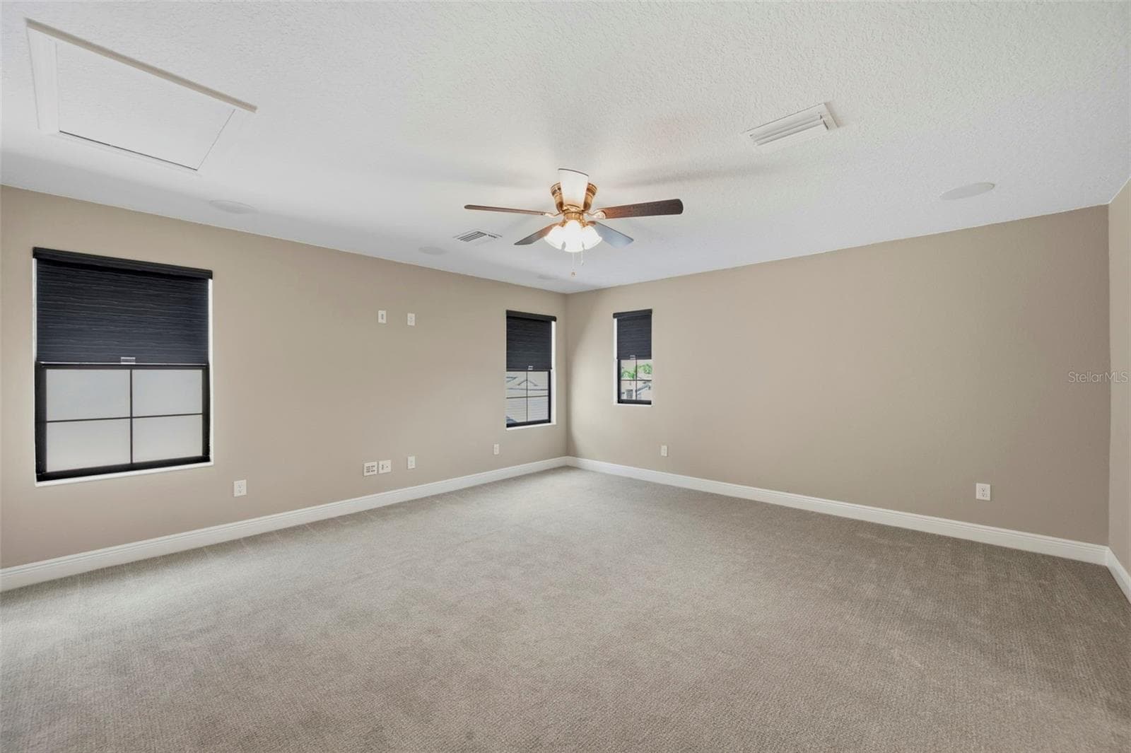 Single Family Residence at 14519 WOODLAND SPUR DR, LITHIA, photo 37 of 54