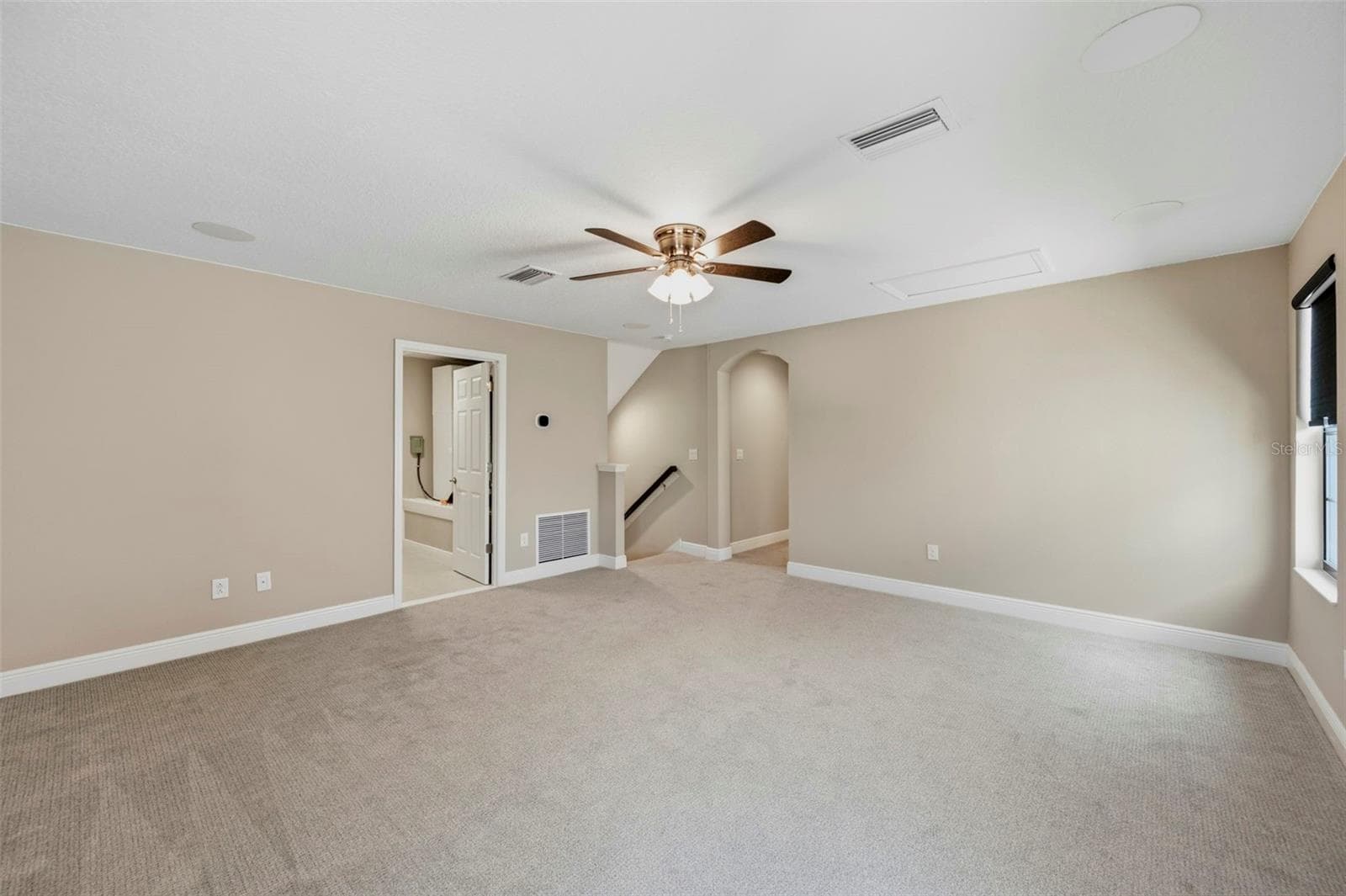 Single Family Residence at 14519 WOODLAND SPUR DR, LITHIA, photo 38 of 54