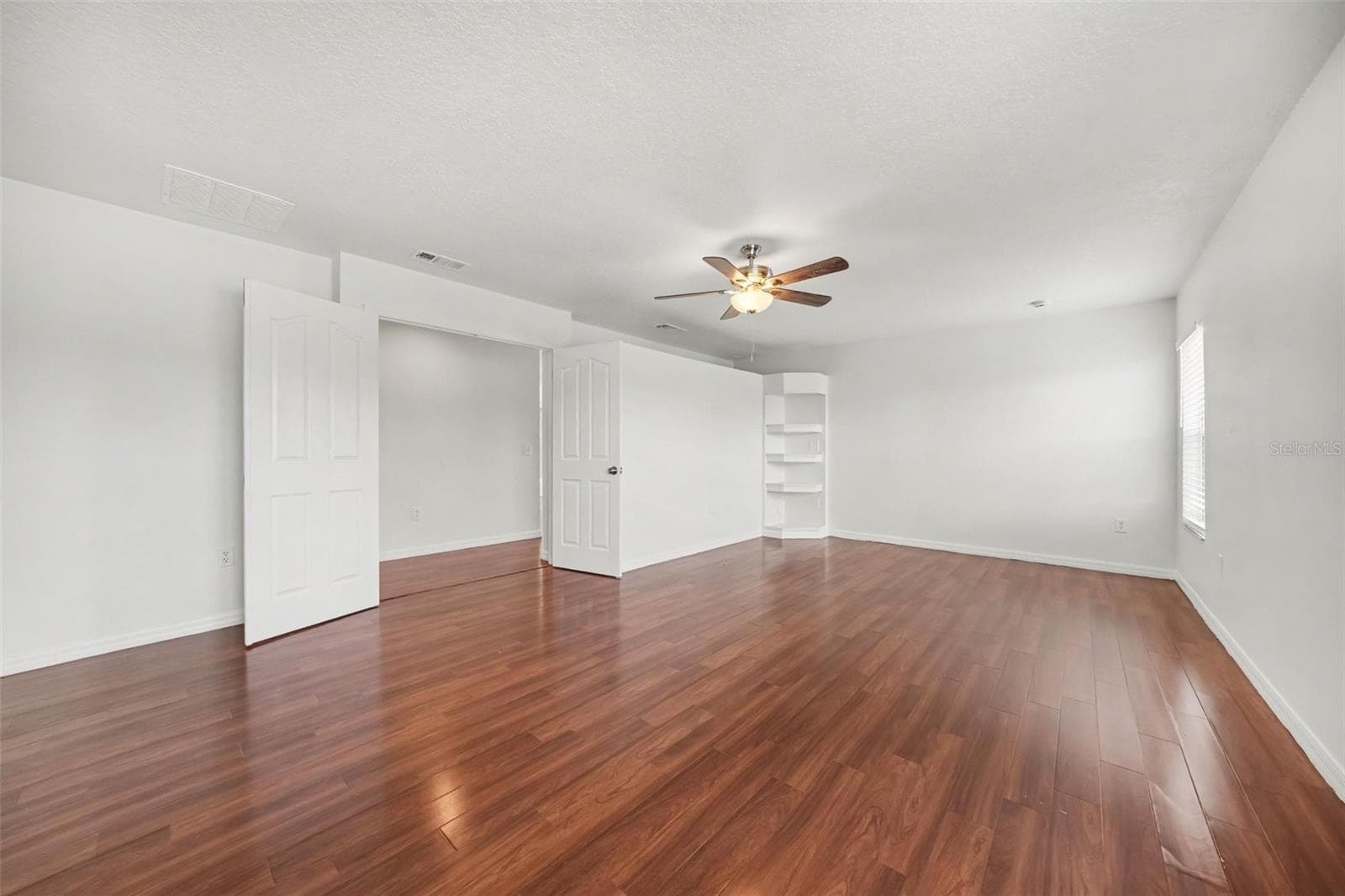 Single Family Residence at 2012 BEARING LN, KISSIMMEE, photo 5 of 31