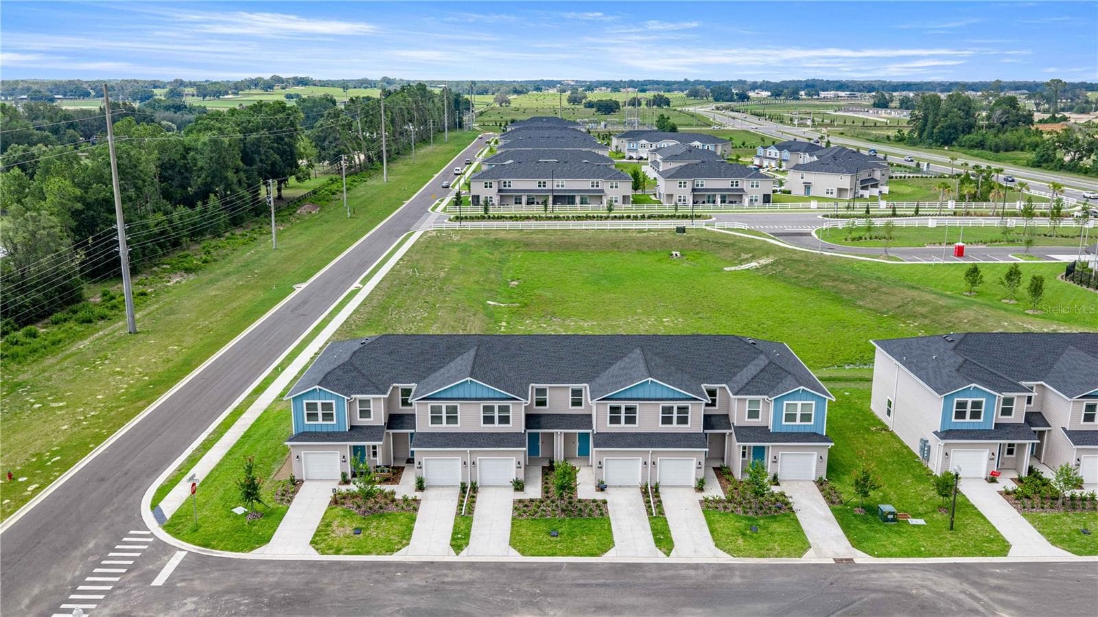 Townhouse at 4958 SW 83RD PL, OCALA, photo 4 of 28