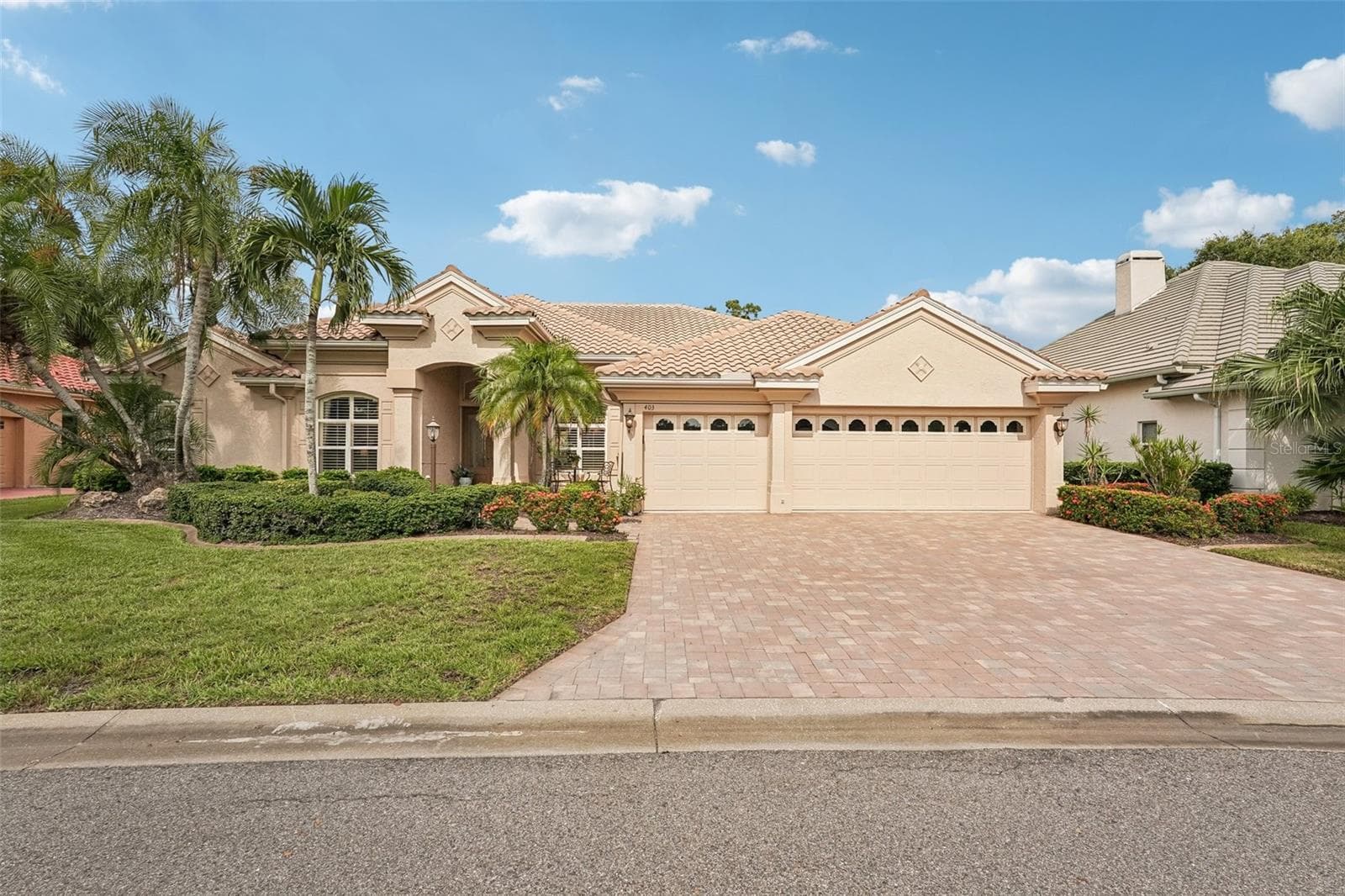 Amazing paved Drive - 403 LANSBROOK DR, VENICE