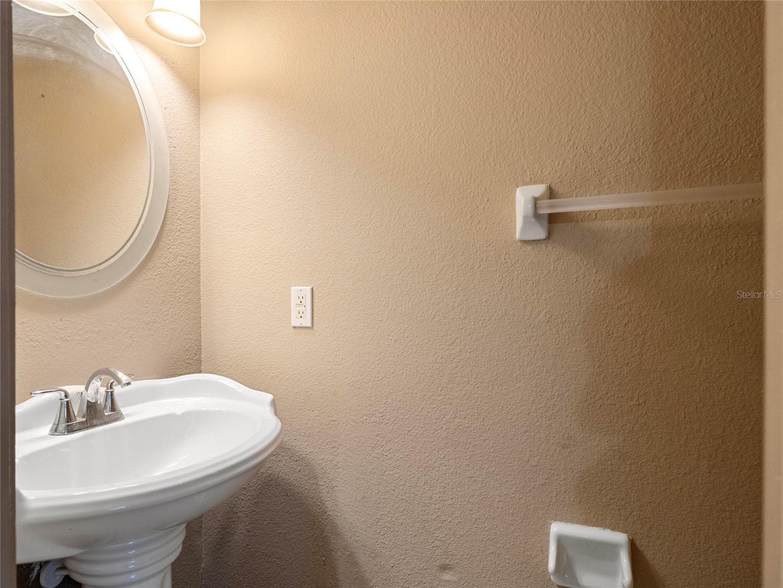 Townhouse at 2820 REVERE CT, CASSELBERRY, photo 7 of 29