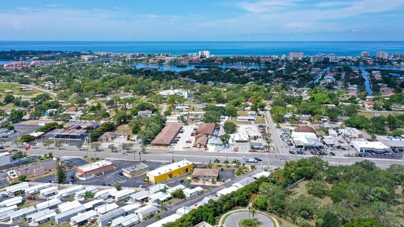 Aerial View showing the proximity to the Intracoastal Waterways, the Gulf of America & Siesta Key! - 251 SOUTHWINDS DR, SARASOTA