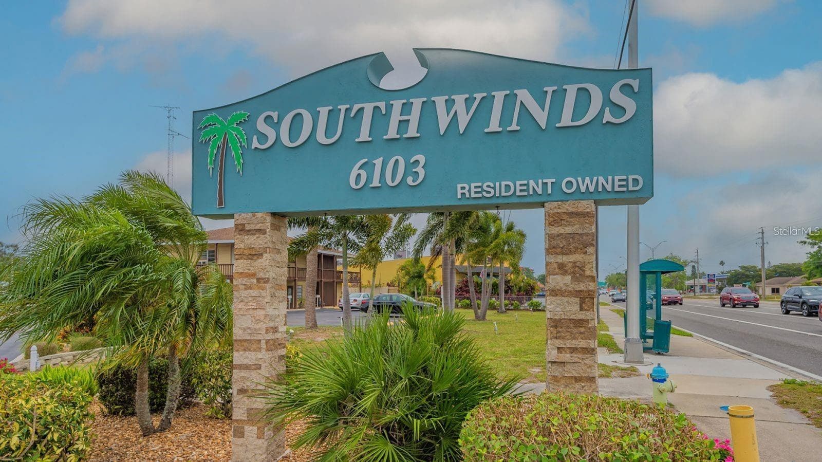 South Winds Entry Sign - 251 SOUTHWINDS DR, SARASOTA