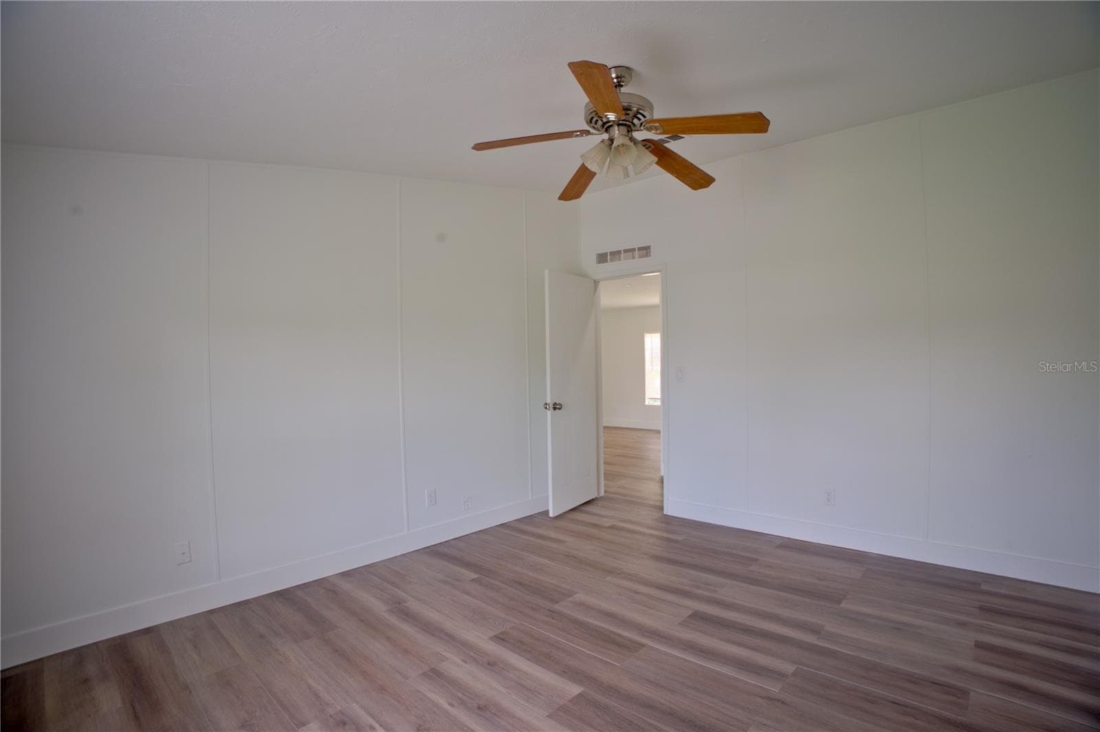 Manufactured Home at 1124 DARA CAY DR, KISSIMMEE, photo 23 of 29