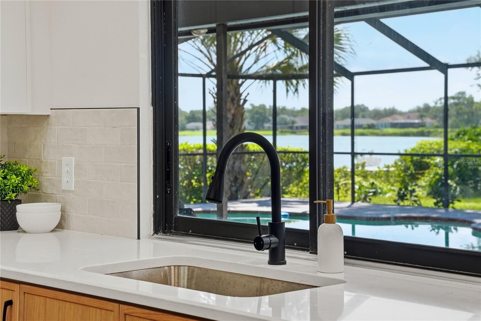 Single Family Residence at 2889 HAMMOCK DR, PLANT CITY, photo 10 of 49