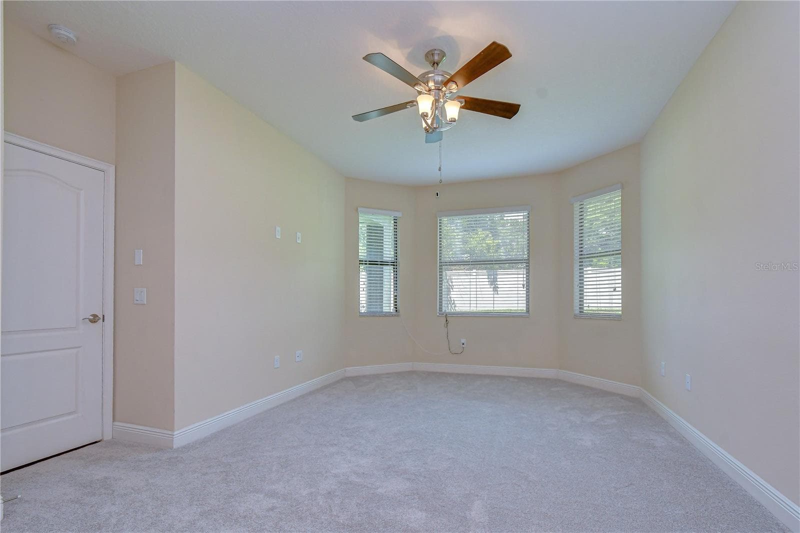 Private retreat offering a comfortable and relaxing atmosphere - 826 VINO VERDE CIR, BRANDON