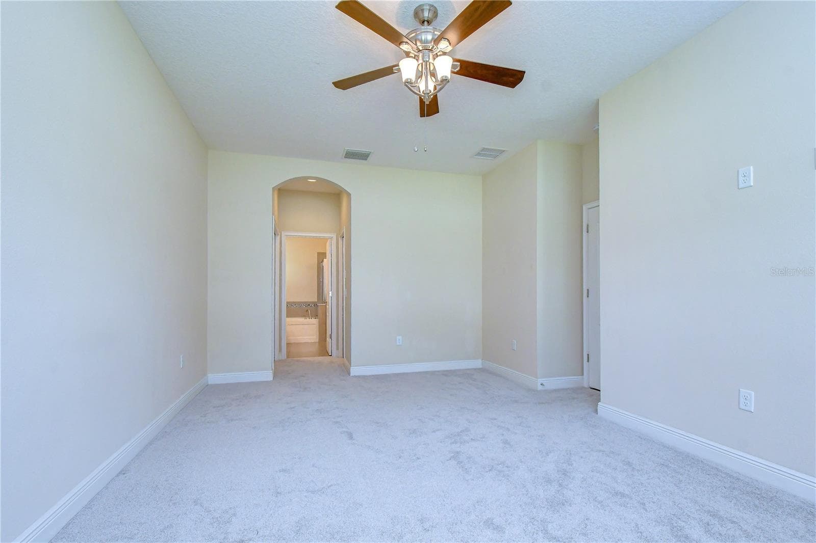 Primary Bedroom - 826 VINO VERDE CIR, BRANDON