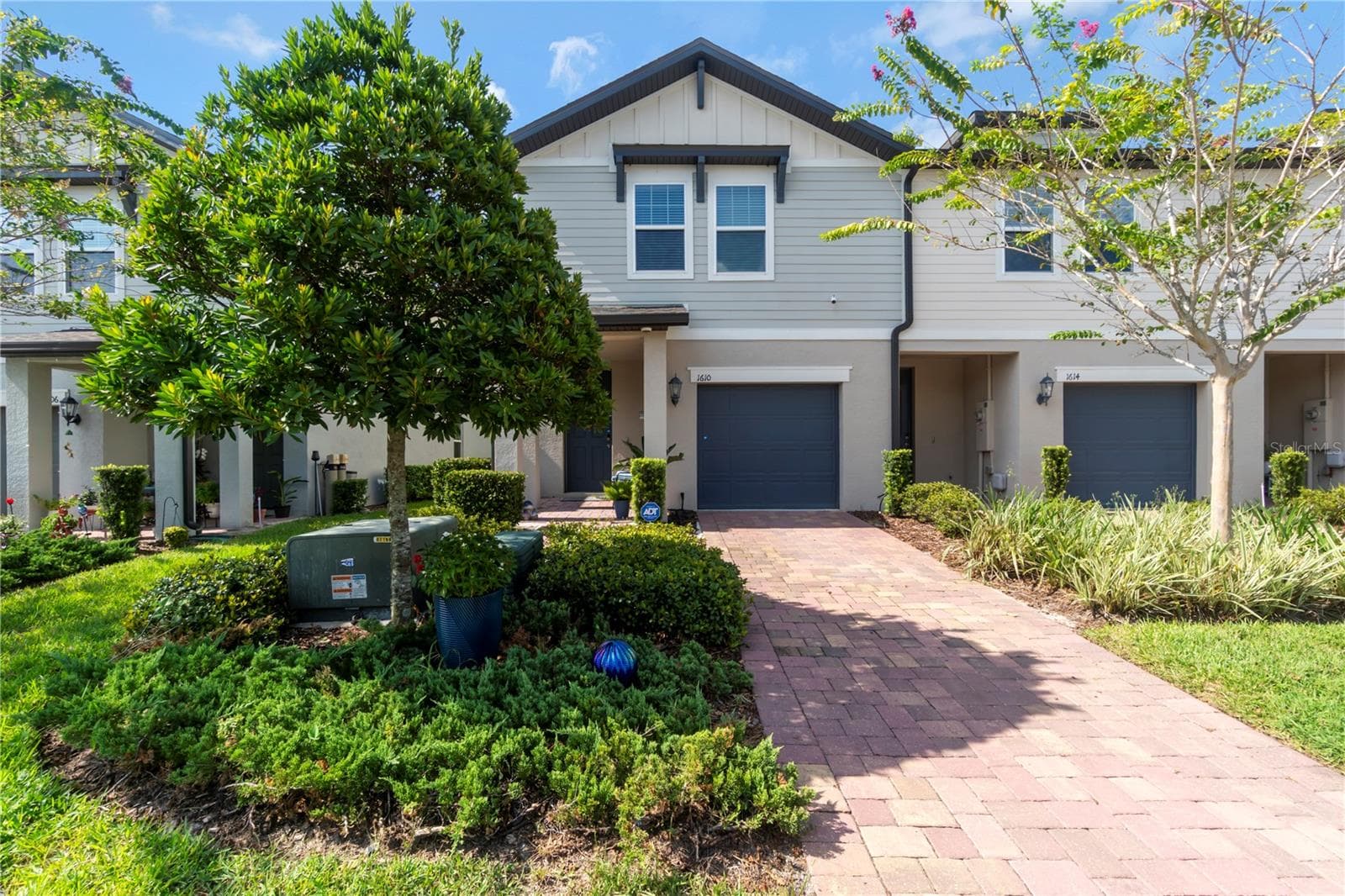 1610 GRAND RUE DR