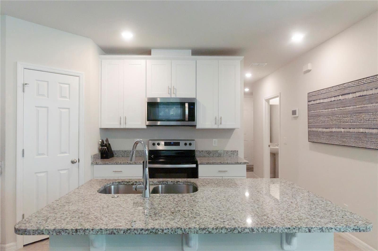 Townhouse at 1610 GRAND RUE DR, CASSELBERRY, photo 9 of 35