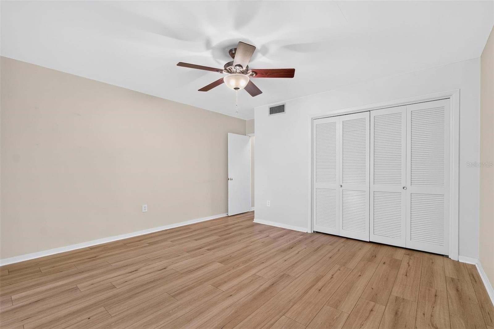 Condominium at 138 36TH AVE N #208 W, ST PETERSBURG, photo 7 of 18