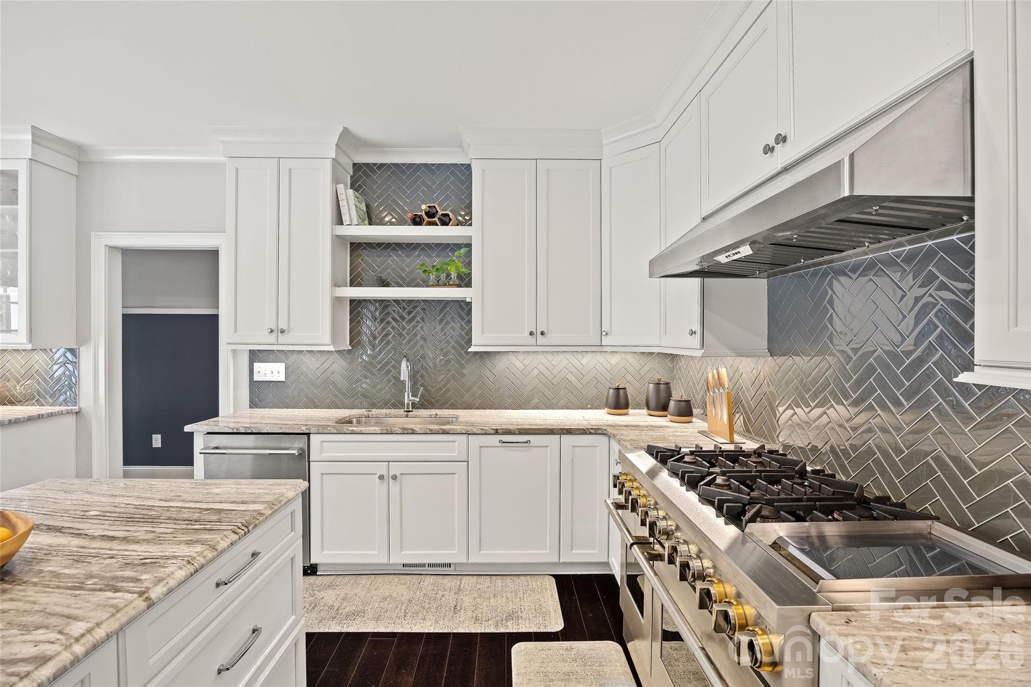Single Family Residence at 4533 Noras Path Road, Charlotte, photo 23 of 48