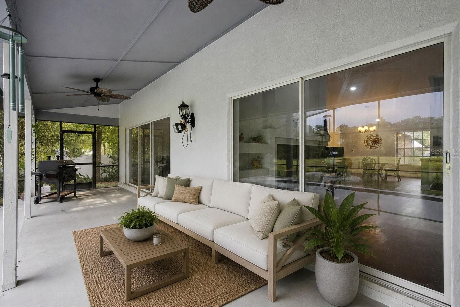 virtually staged - 806 OAK FOREST CT, DELAND