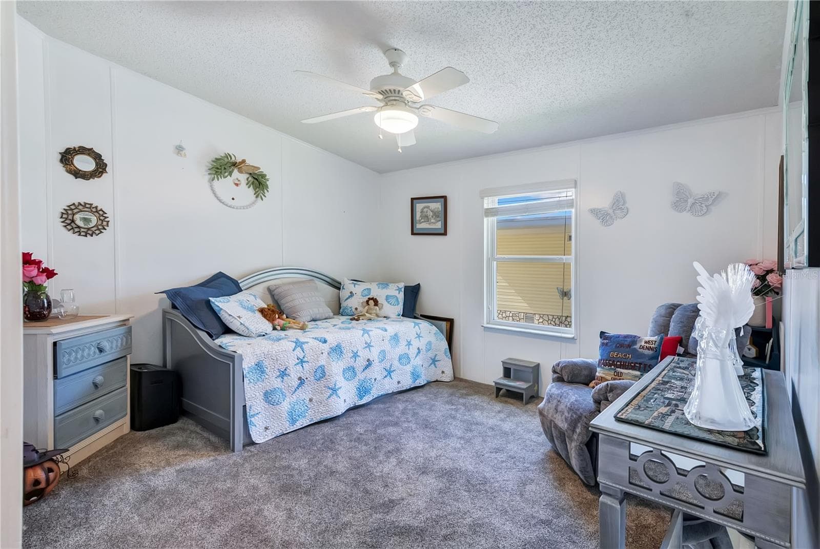 Manufactured Home at 130 JOANNE DR, DAVENPORT, photo 18 of 41