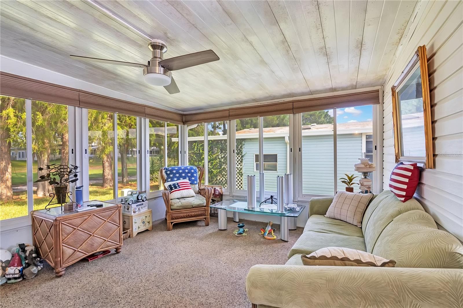 Manufactured Home at 130 JOANNE DR, DAVENPORT, photo 23 of 41