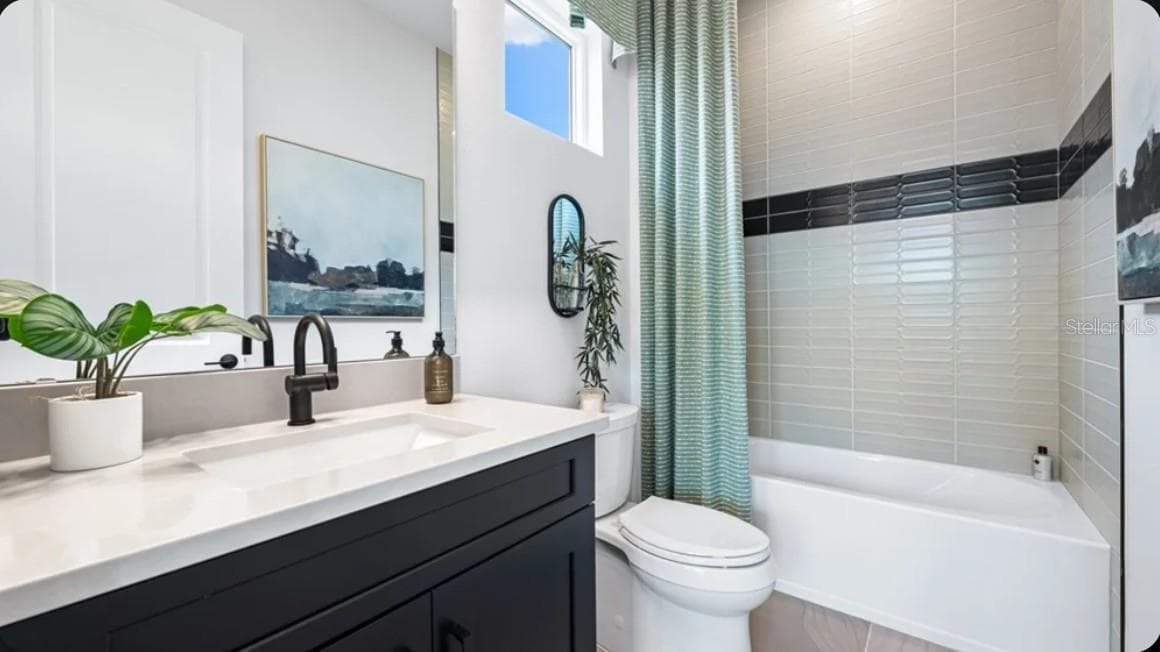 10594 Eclipse Street - Model Home Leaseback - Available Now for Closing - 10594 ECLIPSE ST, SARASOTA