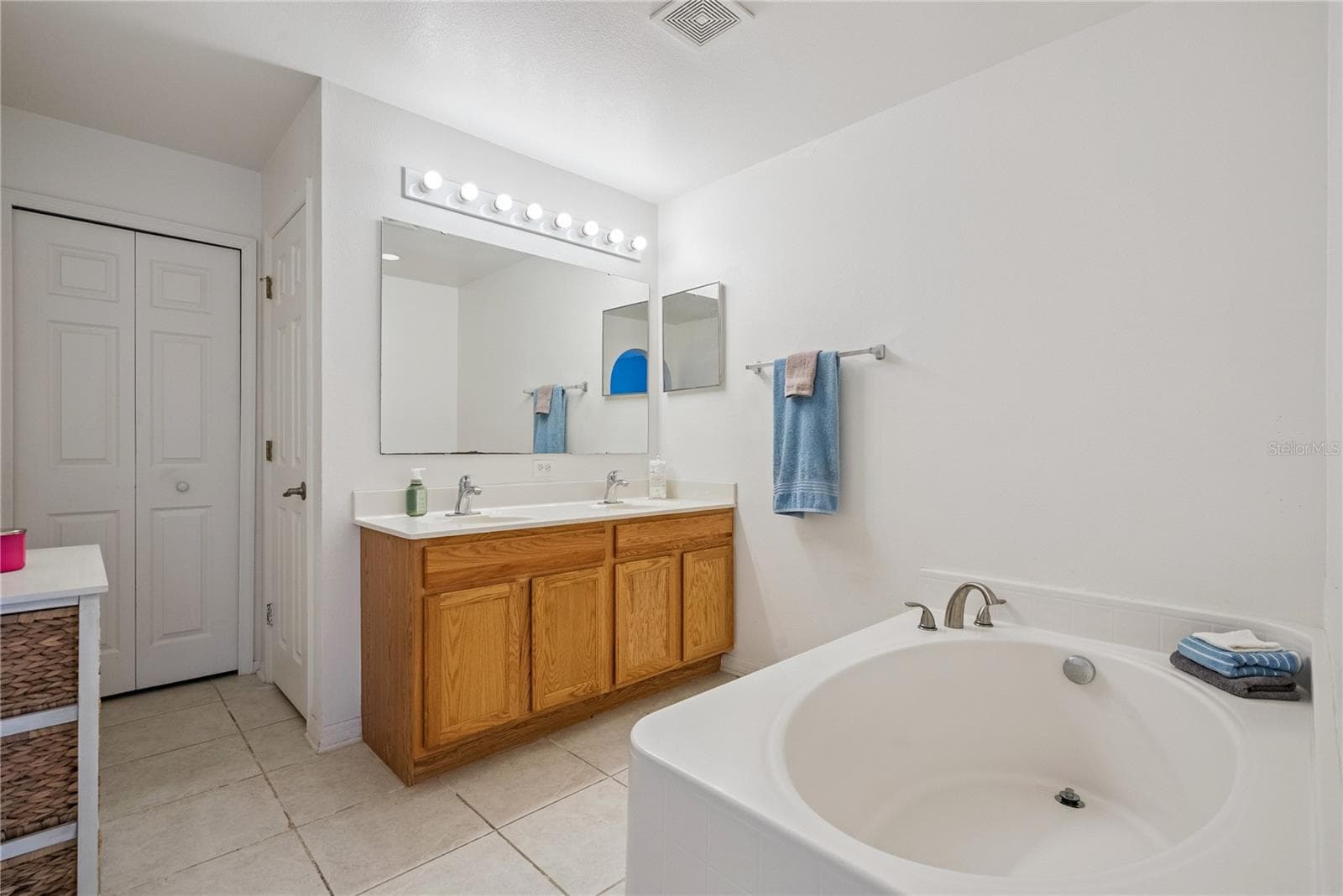 Single Family Residence at 2330 DOVER ST, DELTONA, photo 22 of 36