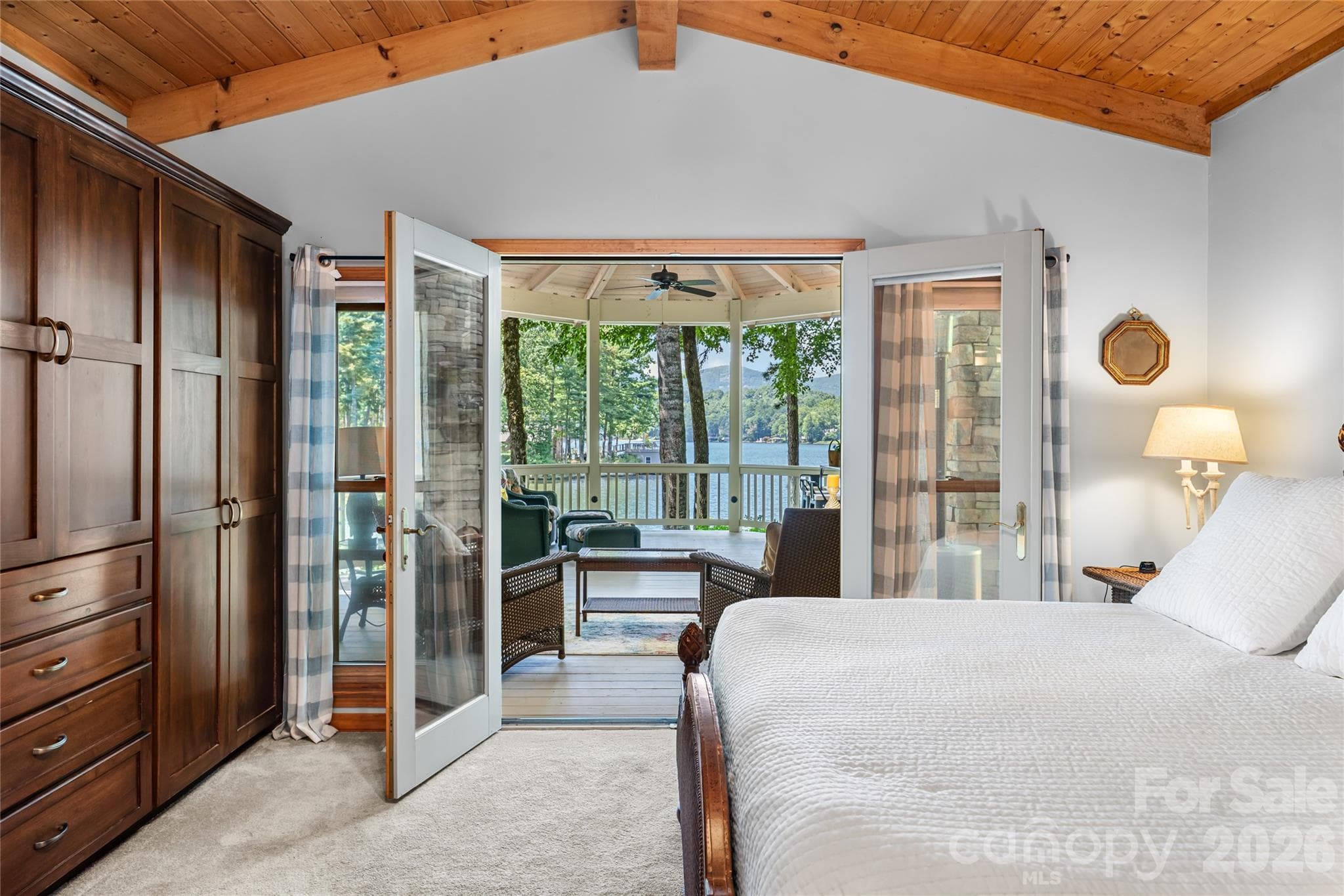 Single Family Residence at 73 Lake Point Drive, Lake Toxaway, photo 19 of 48