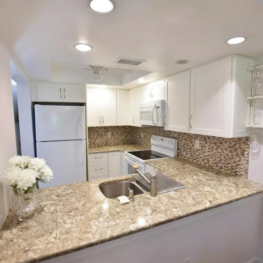 Condominium at 4626 RINGWOOD MDW #25, SARASOTA, photo 2 of 16